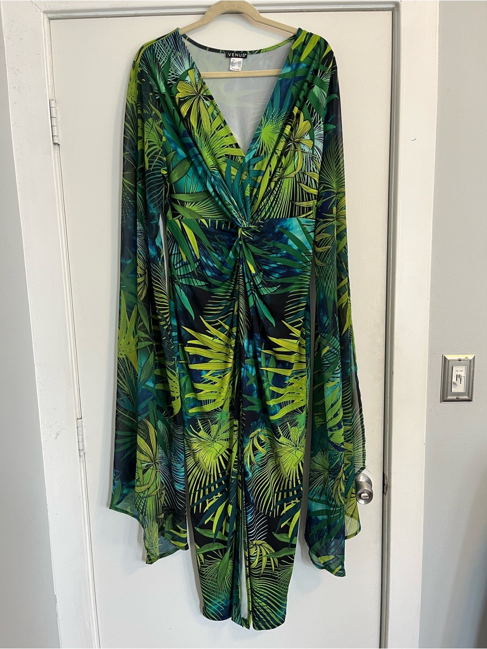 VENUS exaggerated bell sleeve Green Blue Tropical palm Leaf Maxi Dress J.Lo slit - Picture 2 of 7